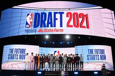 how does the nba draft work